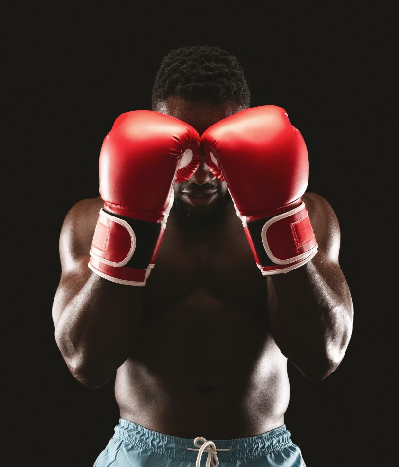 portrait-of-professional-boxer-showing-defence-pose.jpg portrait-of-professional-boxer-showing-defence-pose.jpg